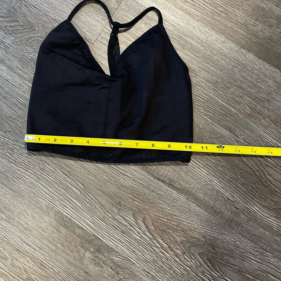 2 for $18 🦾 Fabletics Seamless Midi Sports Bra - Picture 9 of 10